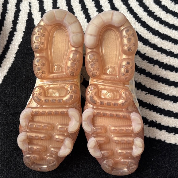 Nike VaporMax Plus - Picture 3 of 4